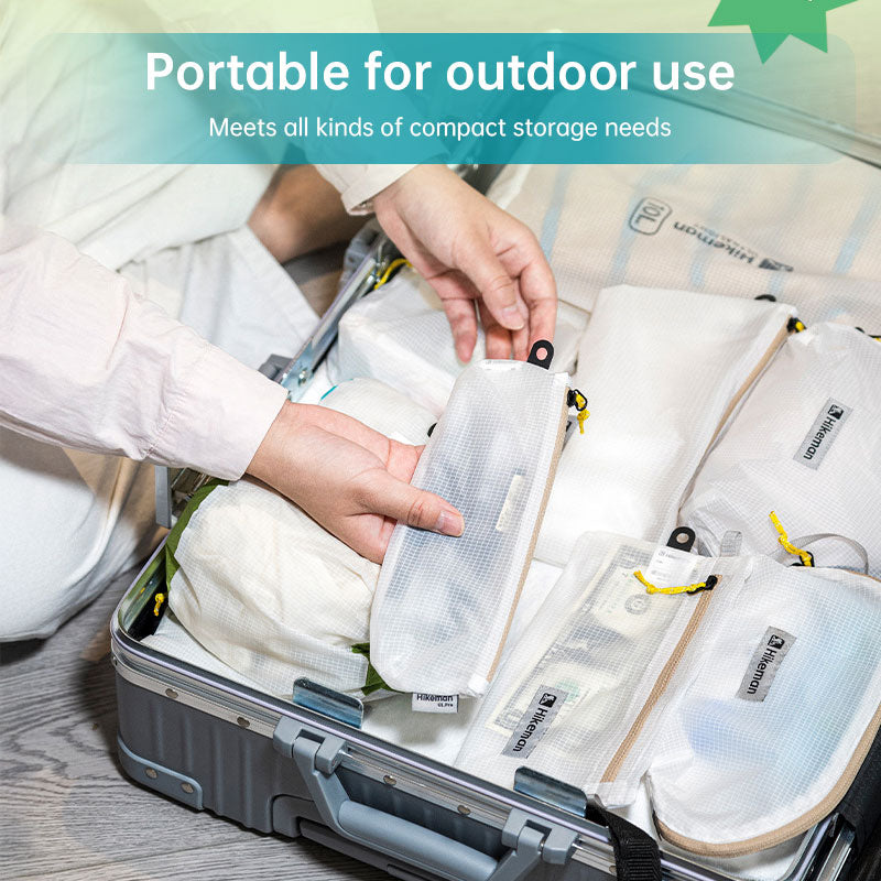 Portable Makeup Brush Travel Case Organizer - SAAVVY
